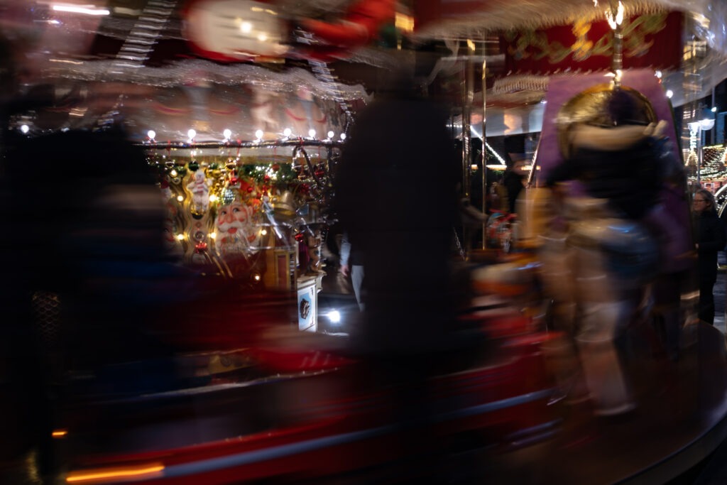 Karussell, Weihnachtsmarkt, dunkel, drehen, Geschwindigkeit